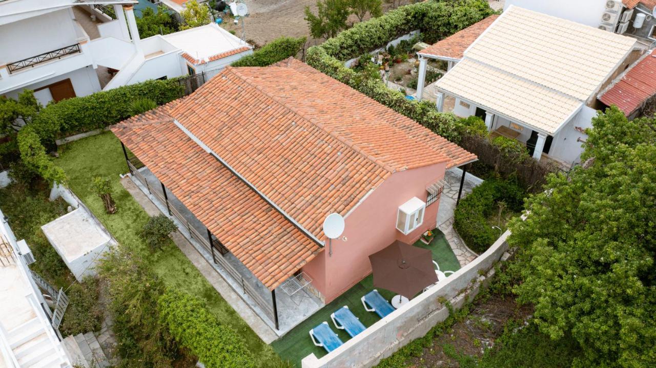 Villa Popi On The Beach Of Agios Gordios アギオス・ゴルディオス エクステリア 写真